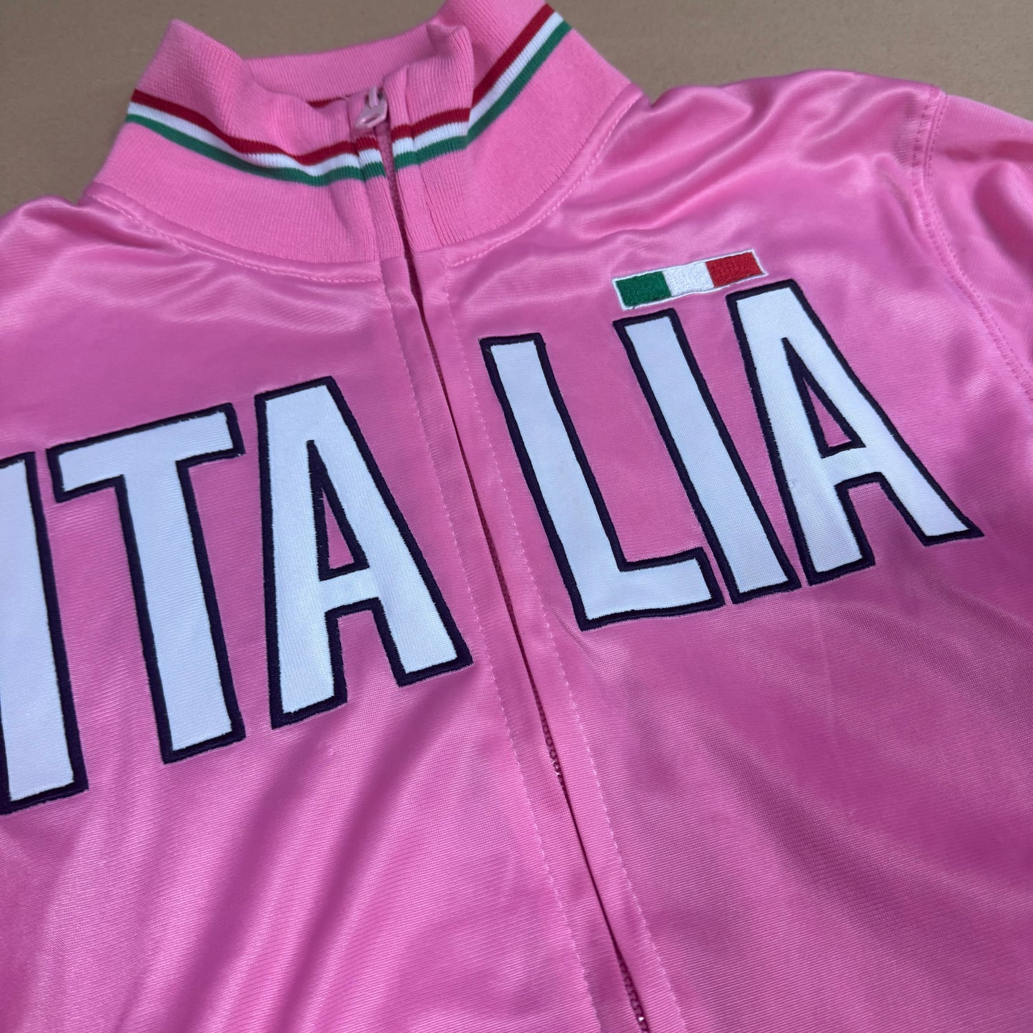 Italia pink streetwear style track jacket