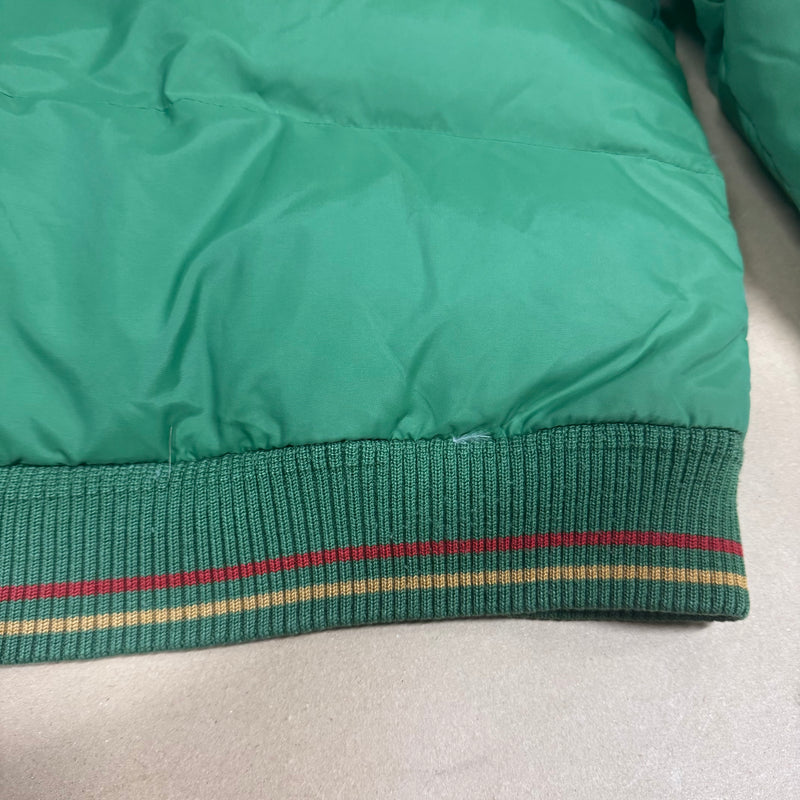 Detailansicht: Sourced limited accessories and clothes DSL 55 Diesel vintage green puffer jacket – Logo, Nähte oder Material