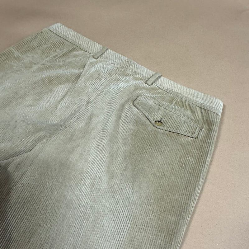 Detailansicht: Sourced limited accessories and clothes Burberry London leisure vintage loose pants – Logo, Nähte oder Material