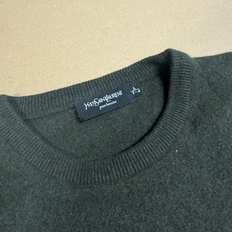 Detailansicht: Sourced limited accessories and clothes Yves Saint Laurent vintage wool sweatshirt – Logo, Nähte oder Material