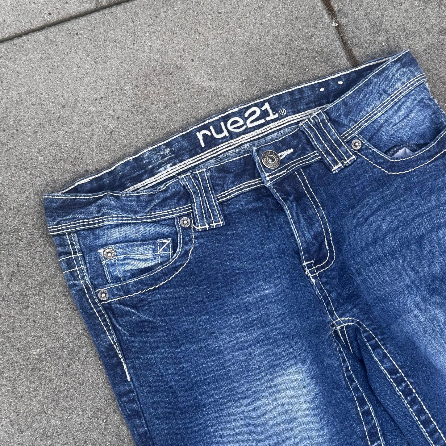 Rue 21 y2k bootcut embroidered jeans