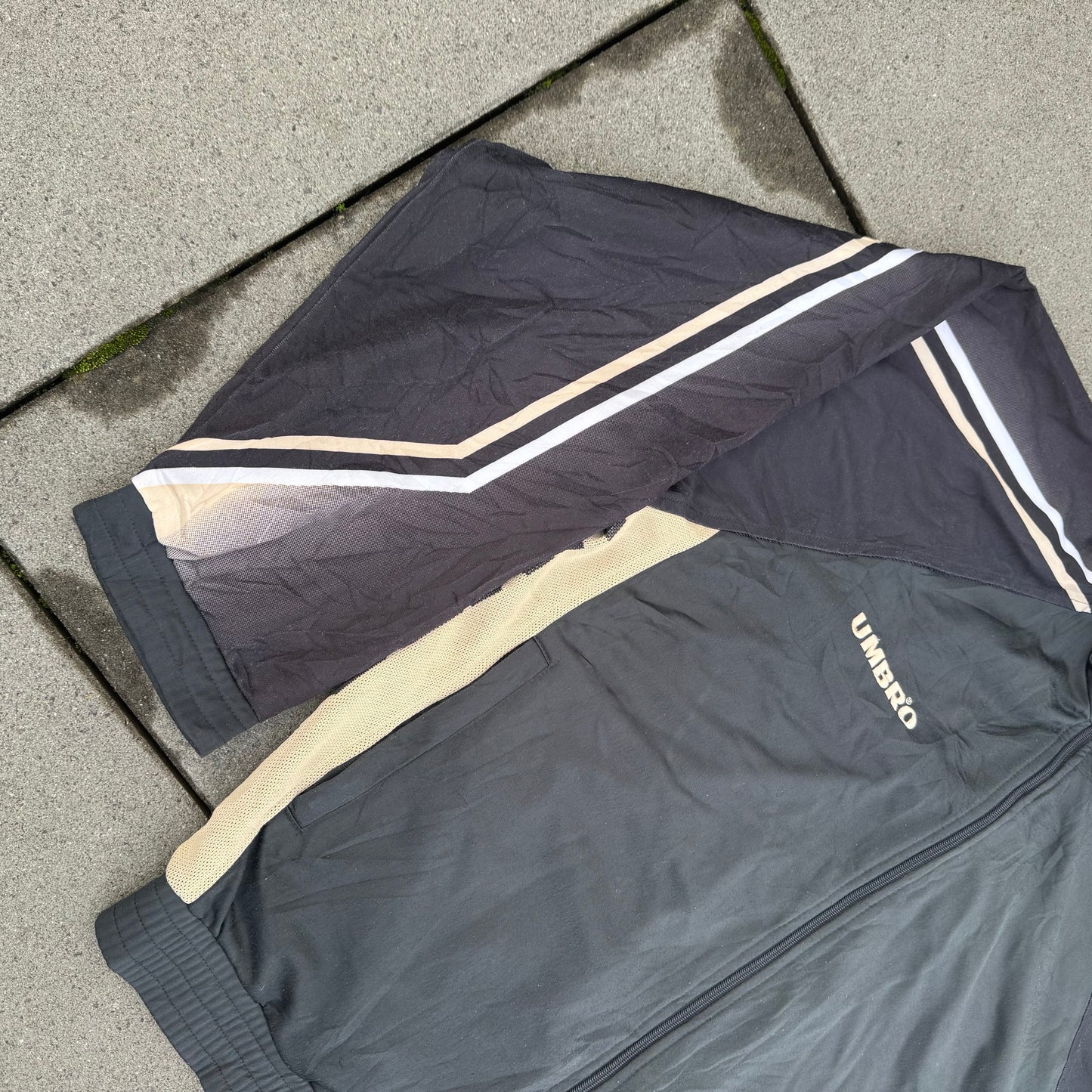 Vintage Umbro used track jacket