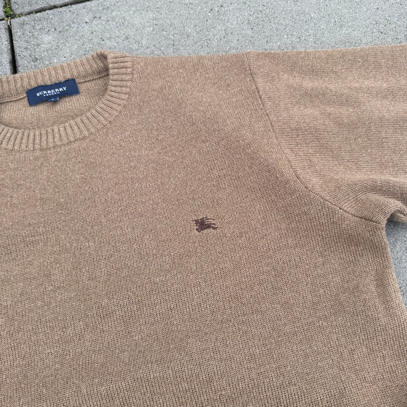 Detailansicht: Sourced limited accessories and clothes Vintage Burberry London merino wool crewneck – Logo, Nähte oder Material