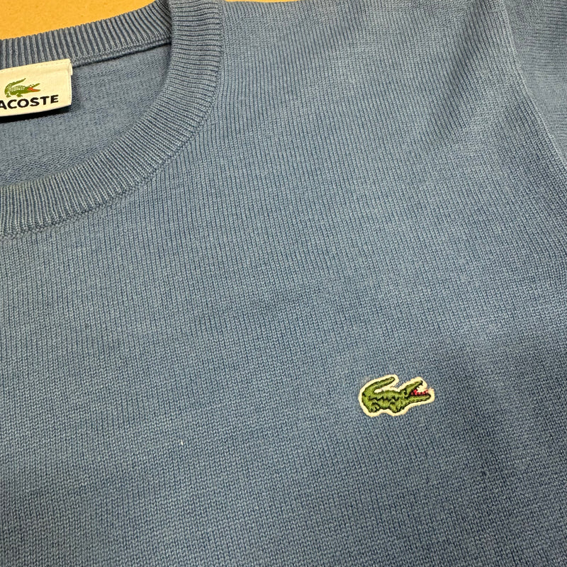 Detailansicht: Sourced limited accessories and clothes Lacoste blue knitted crewneck sweatshirt used – Logo, Nähte oder Material