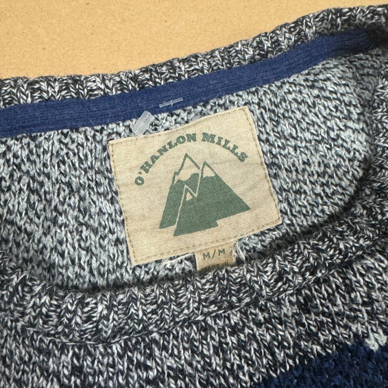 Detailansicht: Sourced limited accessories and clothes O'Hanlon Mills vintage knitted sweatshirt – Logo, Nähte oder Material