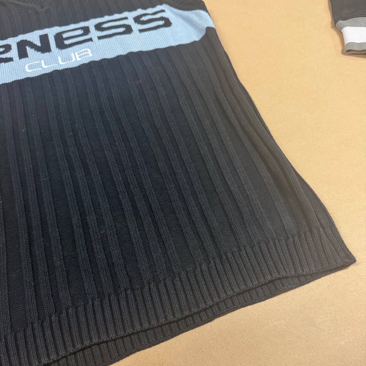 Vintage Airness black knitted vest