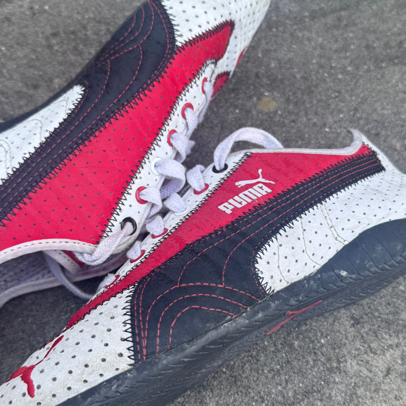 Detailansicht: Sourced limited accessories and clothes Puma Speedcat white and red sneakers – Logo, Nähte oder Material