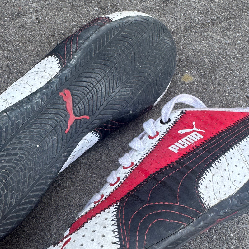 Detailansicht: Sourced limited accessories and clothes Puma Speedcat white and red sneakers – Logo, Nähte oder Material