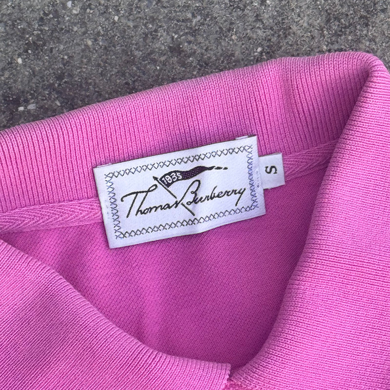 Detailansicht: Sourced limited accessories and clothes Thomas Burberry vintage pink poloshirt – Logo, Nähte oder Material