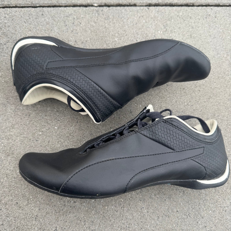 Detailansicht: Sourced limited accessories and clothes Puma Speedcat black leather shoes – Logo, Nähte oder Material