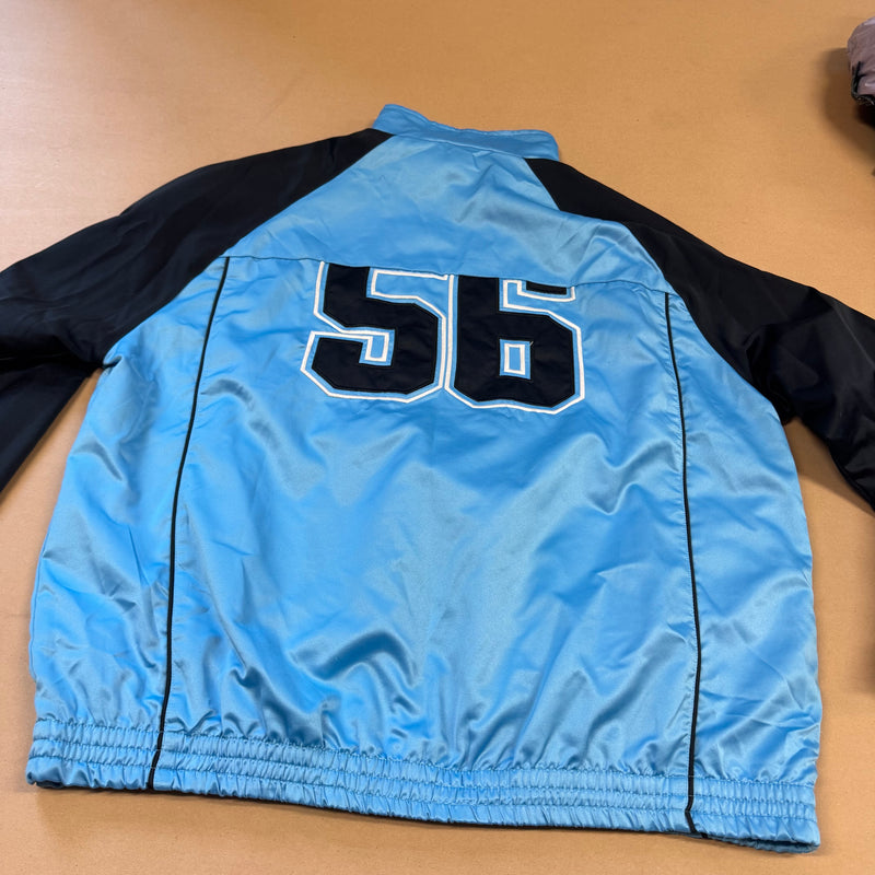 Detailansicht: Sourced limited accessories and clothes Reebok 56 oversized skyblue track jacket – Logo, Nähte oder Material