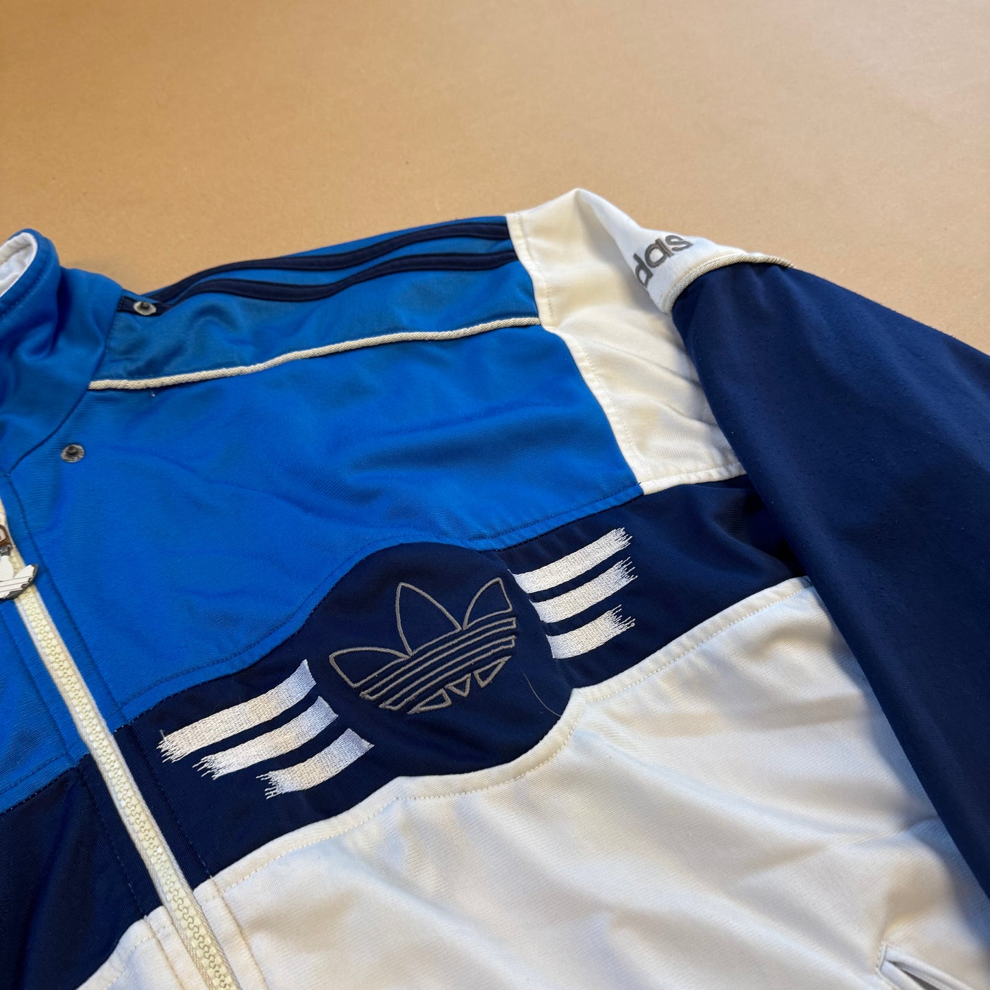 Adidas vintage 90s white track jacket