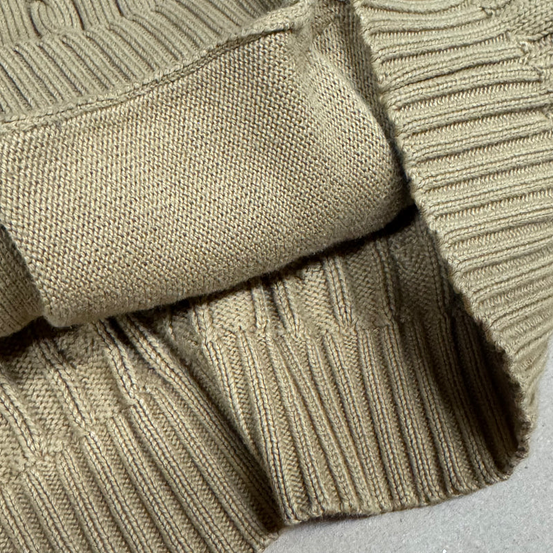 Detailansicht: Sourced limited accessories and clothes Lauren Ralph Lauren women’s knitted zip-up – Logo, Nähte oder Material