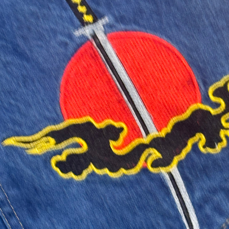 Detailansicht: Sourced limited accessories and clothes Japanese streetwear embroidered baggy jeans – Logo, Nähte oder Material