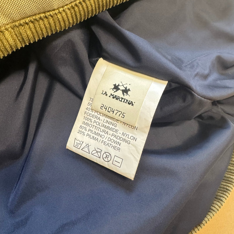 Detailansicht: Sourced limited accessories and clothes La Martina vintage beige down vest – Logo, Nähte oder Material