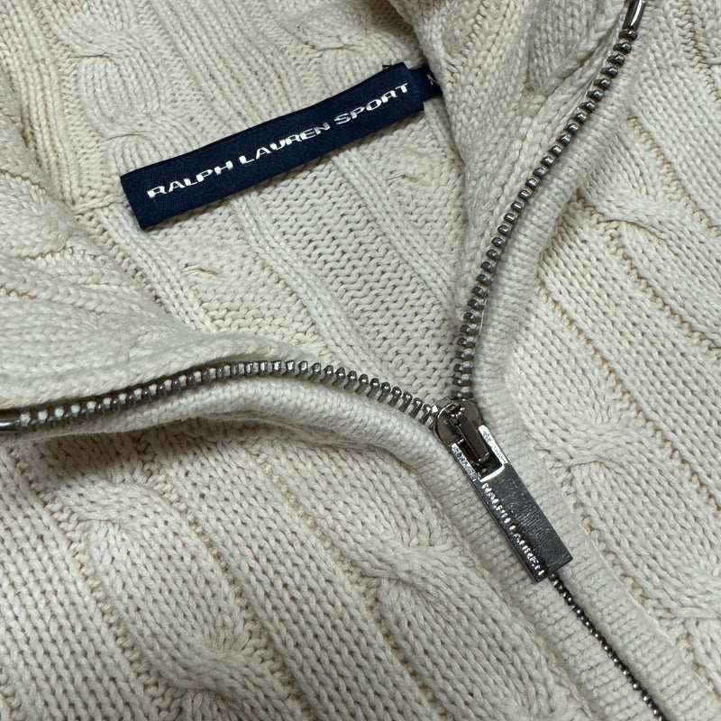 Detailansicht: Sourced limited accessories and clothes Ralph Lauren Sport vintage white knitted jacket – Logo, Nähte oder Material