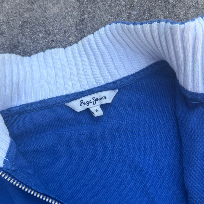 Detailansicht: Sourced limited accessories and clothes Pepe Jeans blue Y2K zip-up jacket – Logo, Nähte oder Material