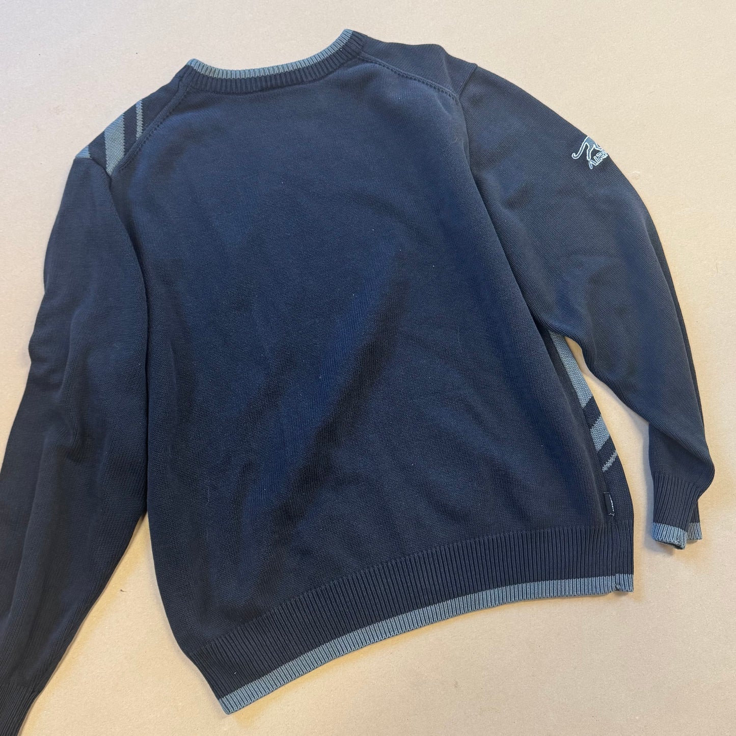 Airness vintage black knitted sweatshirt