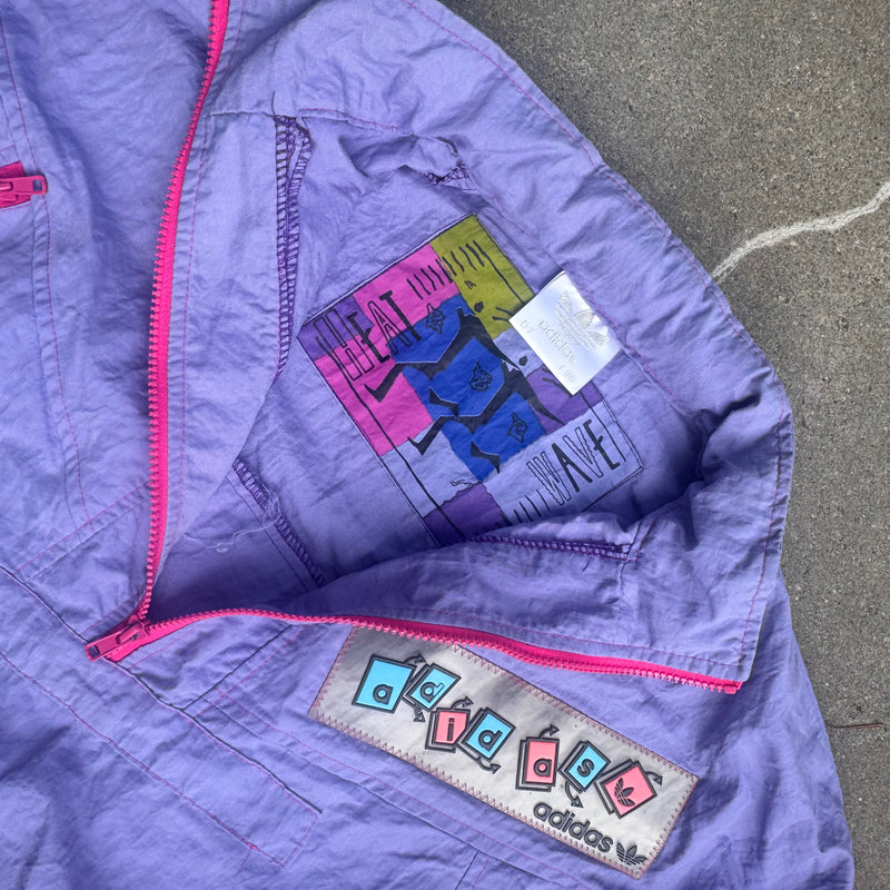 Detailansicht: Sourced limited accessories and clothes Adidas Speed vintage 80s rain jacket – Logo, Nähte oder Material