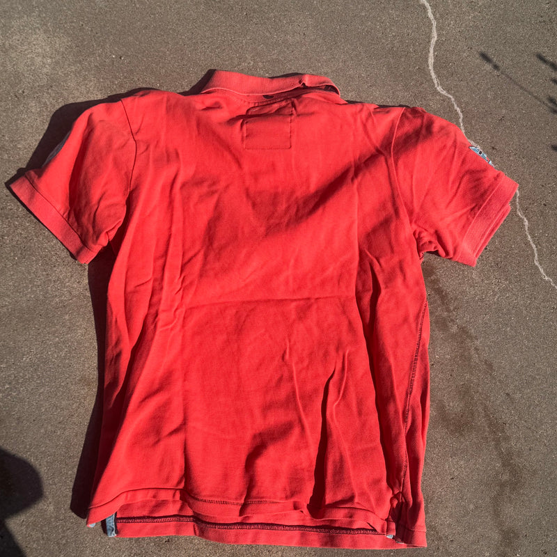 Detailansicht: Sourced limited accessories and clothes Monte Carlo orange streetwear poloshirt – Logo, Nähte oder Material