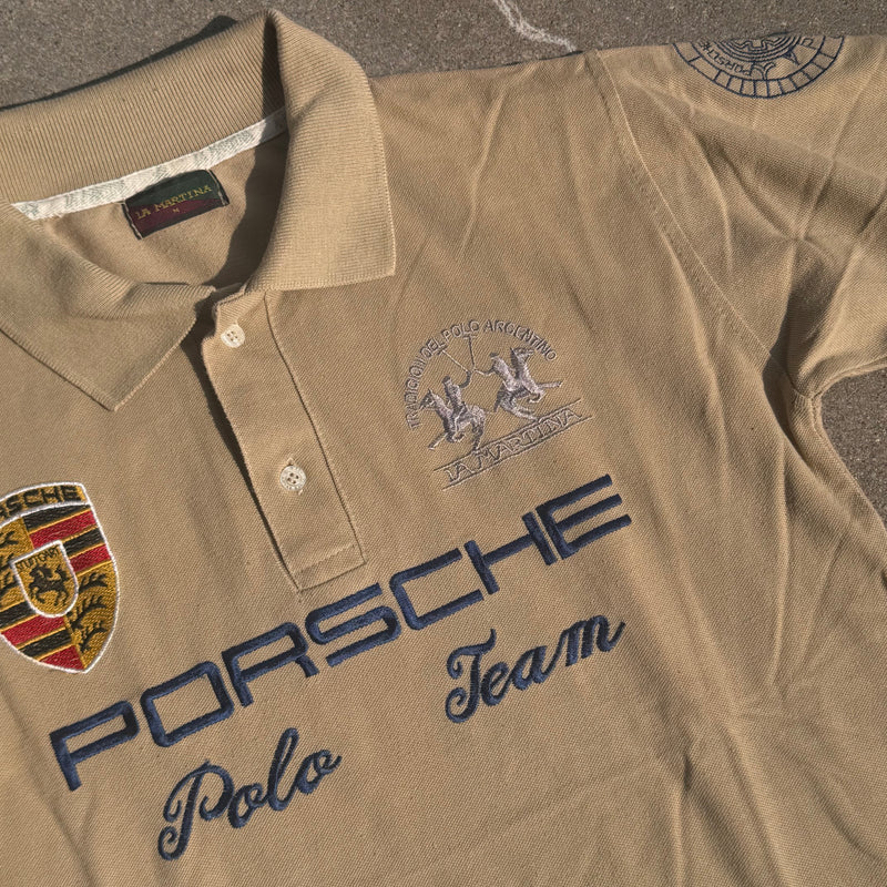 Detailansicht: Sourced limited accessories and clothes La Martina Porsche 2011 streetwear poloshirt – Logo, Nähte oder Material