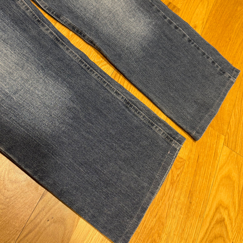 Detailansicht: Sourced limited accessories and clothes Armani Jeans vintage baggy pants – Logo, Nähte oder Material