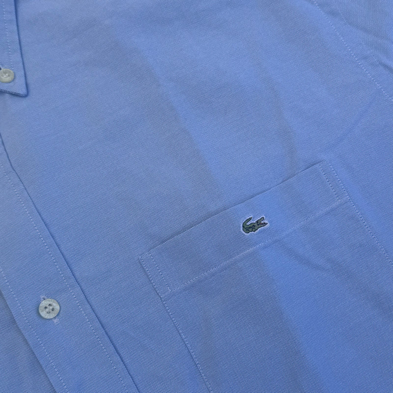 Detailansicht: Sourced limited accessories and clothes Lacoste vintage sky blue shirt – Logo, Nähte oder Material