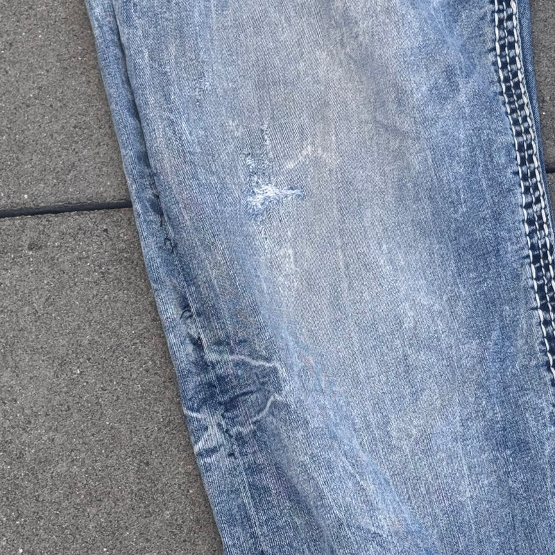 Detailansicht: Sourced limited accessories and clothes Rock Revival vintage straight leg denim jeans – Logo, Nähte oder Material