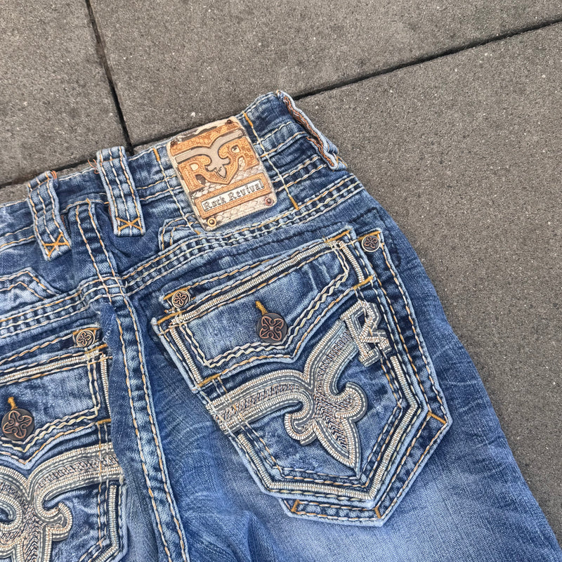 Detailansicht: Sourced limited accessories and clothes Rock Revival Vintage Alt straight denim jeans – Logo, Nähte oder Material