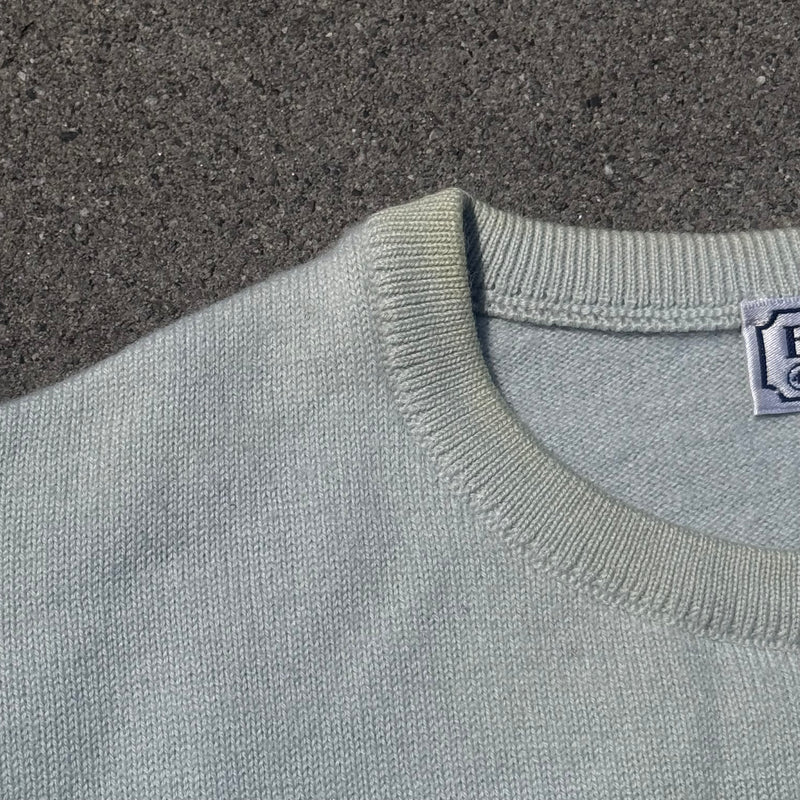 Detailansicht: Sourced limited accessories and clothes Burberry's vintage wool cropped T-shirt – Logo, Nähte oder Material