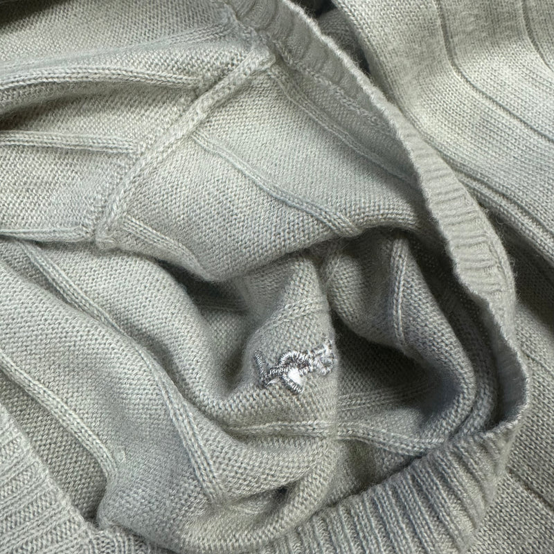 Detailansicht: Sourced limited accessories and clothes Yves Saint Laurent striped vintage sweater – Logo, Nähte oder Material