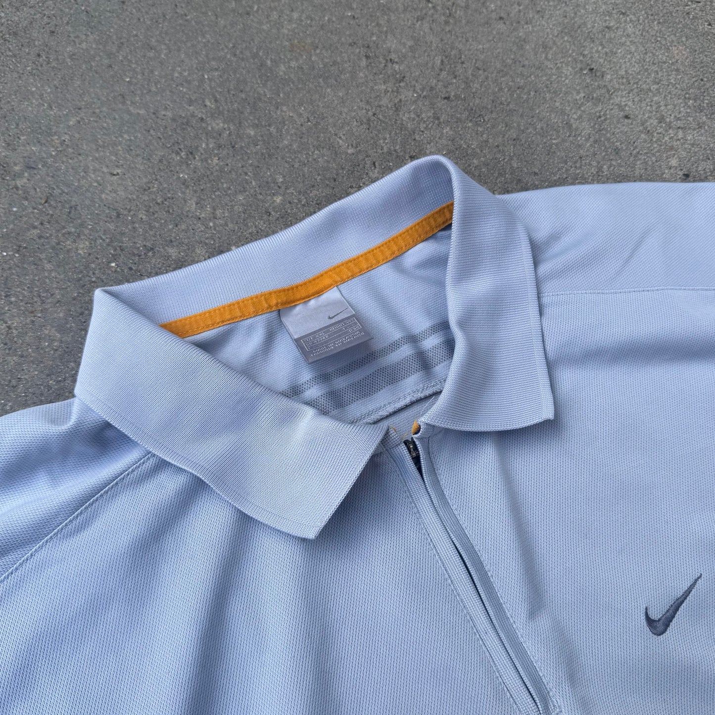 Nike Athlete streetwear 00s poloshirt