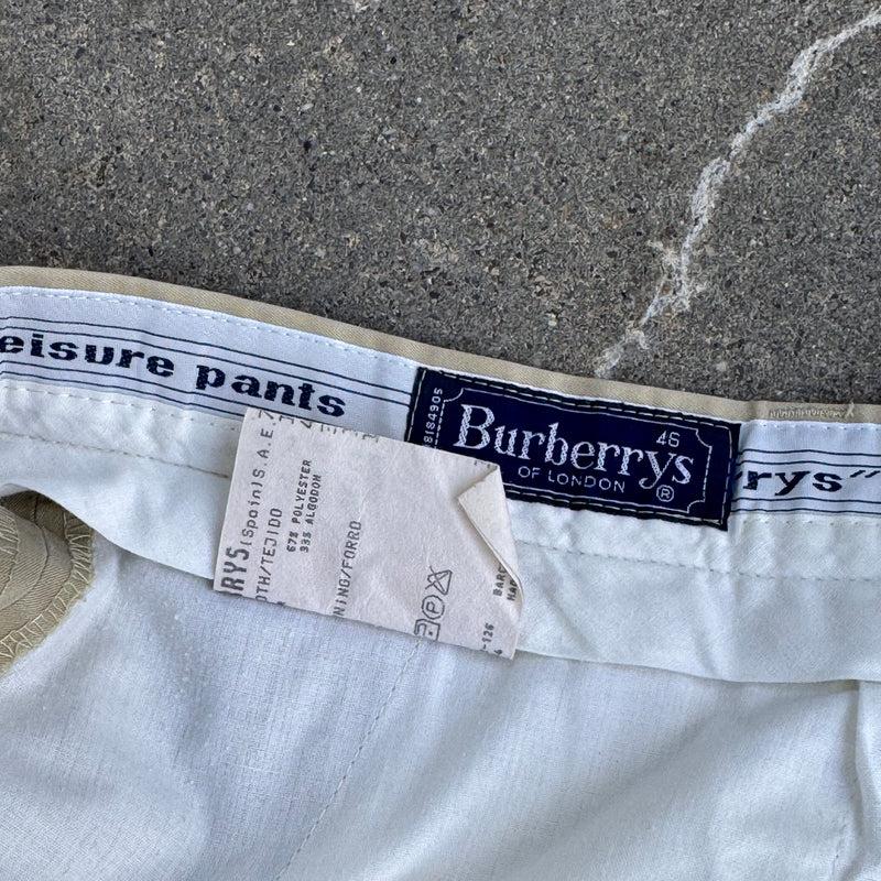 Detailansicht: Sourced limited accessories and clothes Burberry Leisure vintage dress pants – Logo, Nähte oder Material