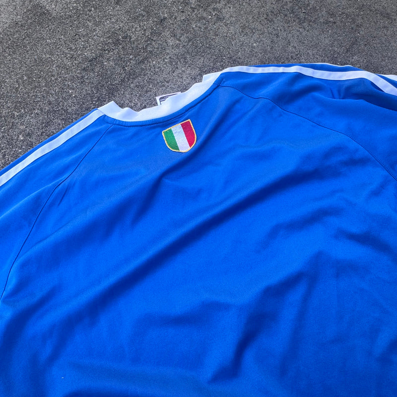 Detailansicht: Sourced limited accessories and clothes Adidas Italia World Cup 2006 T-shirt – Logo, Nähte oder Material