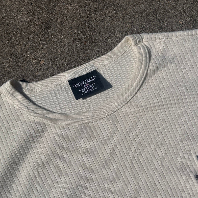 Detailansicht: Sourced limited accessories and clothes Polo Jeans Ralph Lauren white T-shirt – Logo, Nähte oder Material