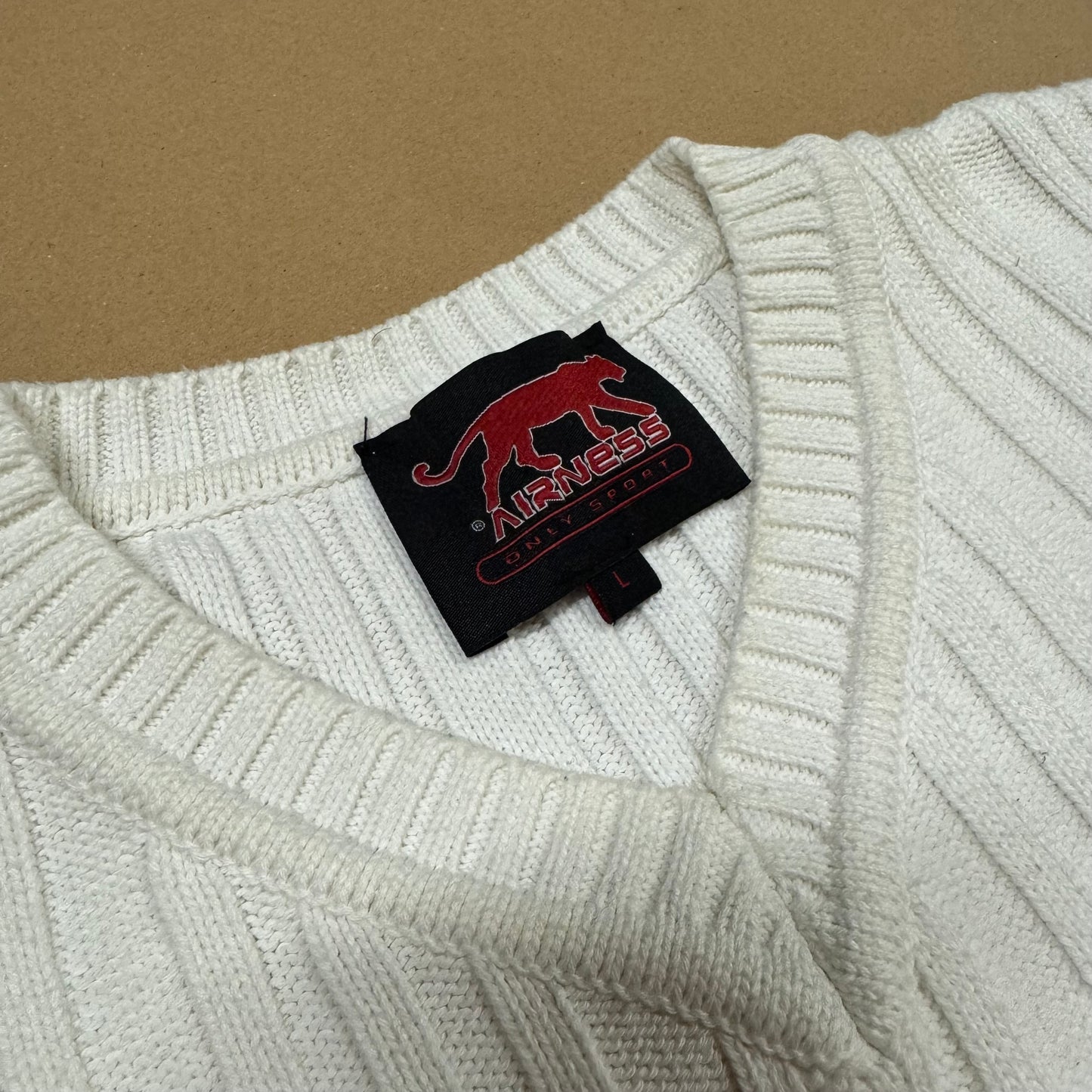 Airness club vintage white knitted vest