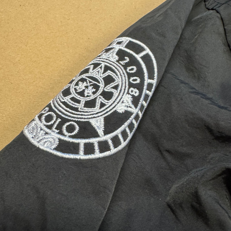 Detailansicht: Sourced limited accessories and clothes La Martina Porsche 2008 black rain jacket – Logo, Nähte oder Material