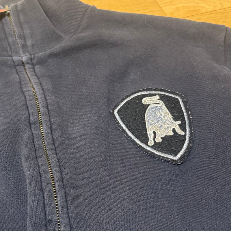 Detailansicht: Sourced limited accessories and clothes Lamborghini Italia streetwear 00s retro jacket – Logo, Nähte oder Material