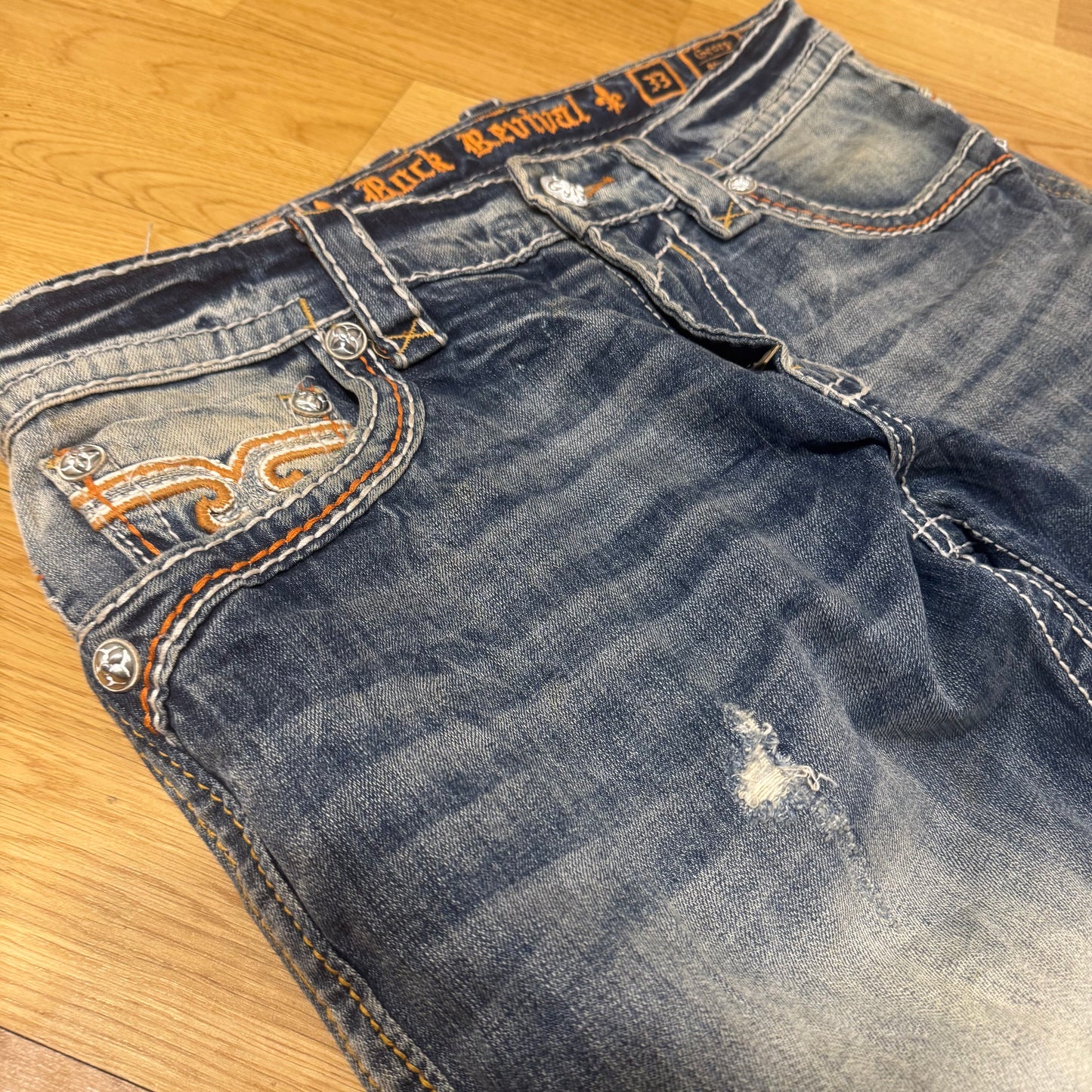 Rock Revival y2k vintage ripped straight jeans