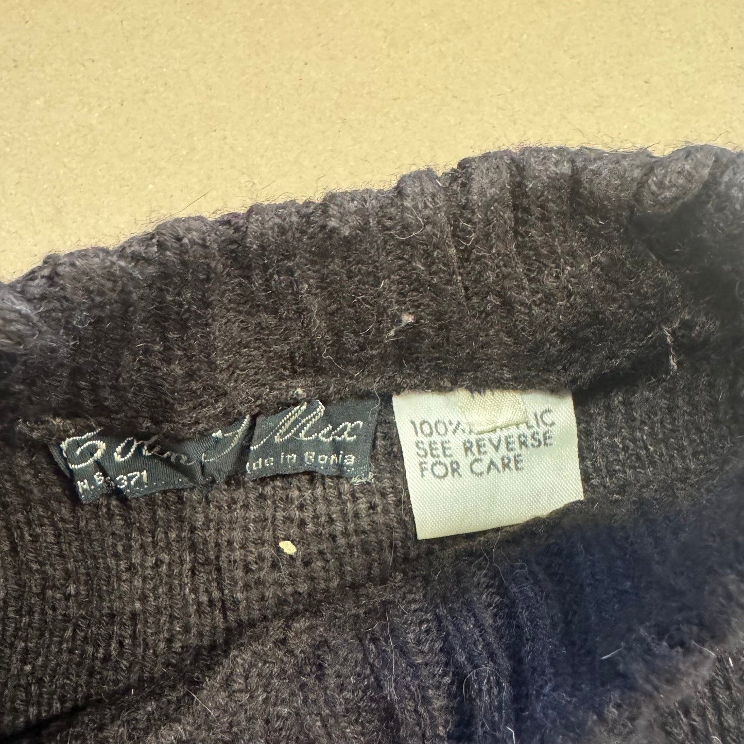 Golin St. Marx vintage 90s knitted sweatshirt
