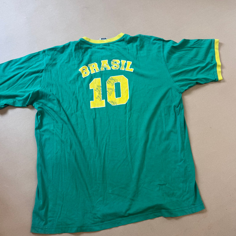 Detailansicht: Sourced limited accessories and clothes Brazil World Cup 2006 Germany collectors T-shirt – Logo, Nähte oder Material
