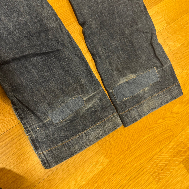 Detailansicht: Sourced limited accessories and clothes Miss Sixty wide leg high waist y2k jeans – Logo, Nähte oder Material