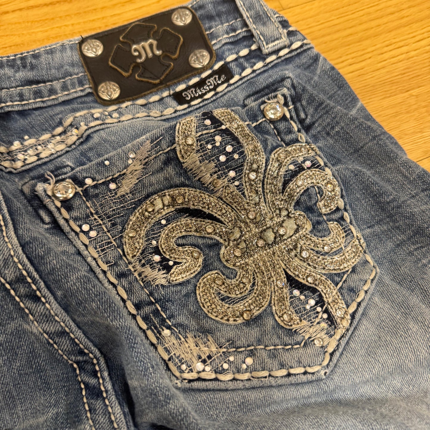 Miss Me y2k rhinestones classic denim jeans