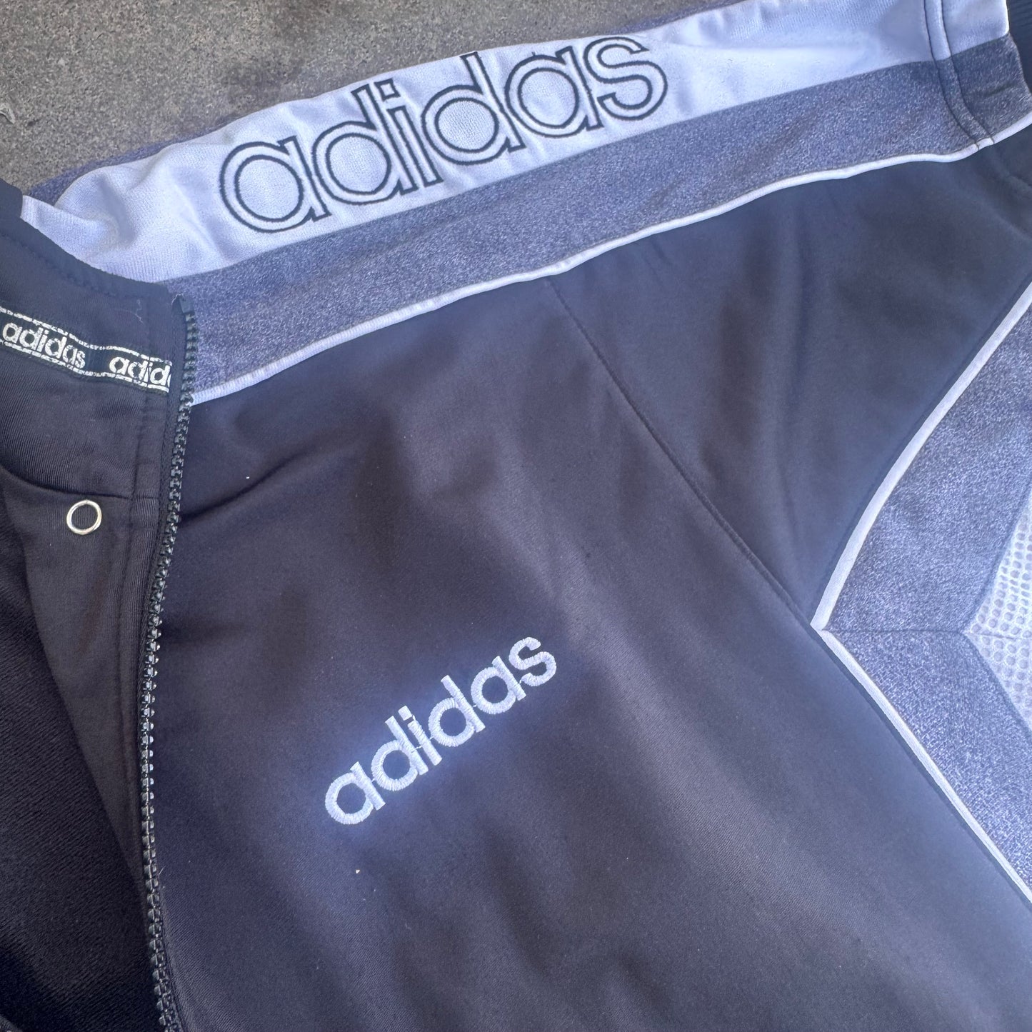 Adidas 00s retro sleeveless track jacket