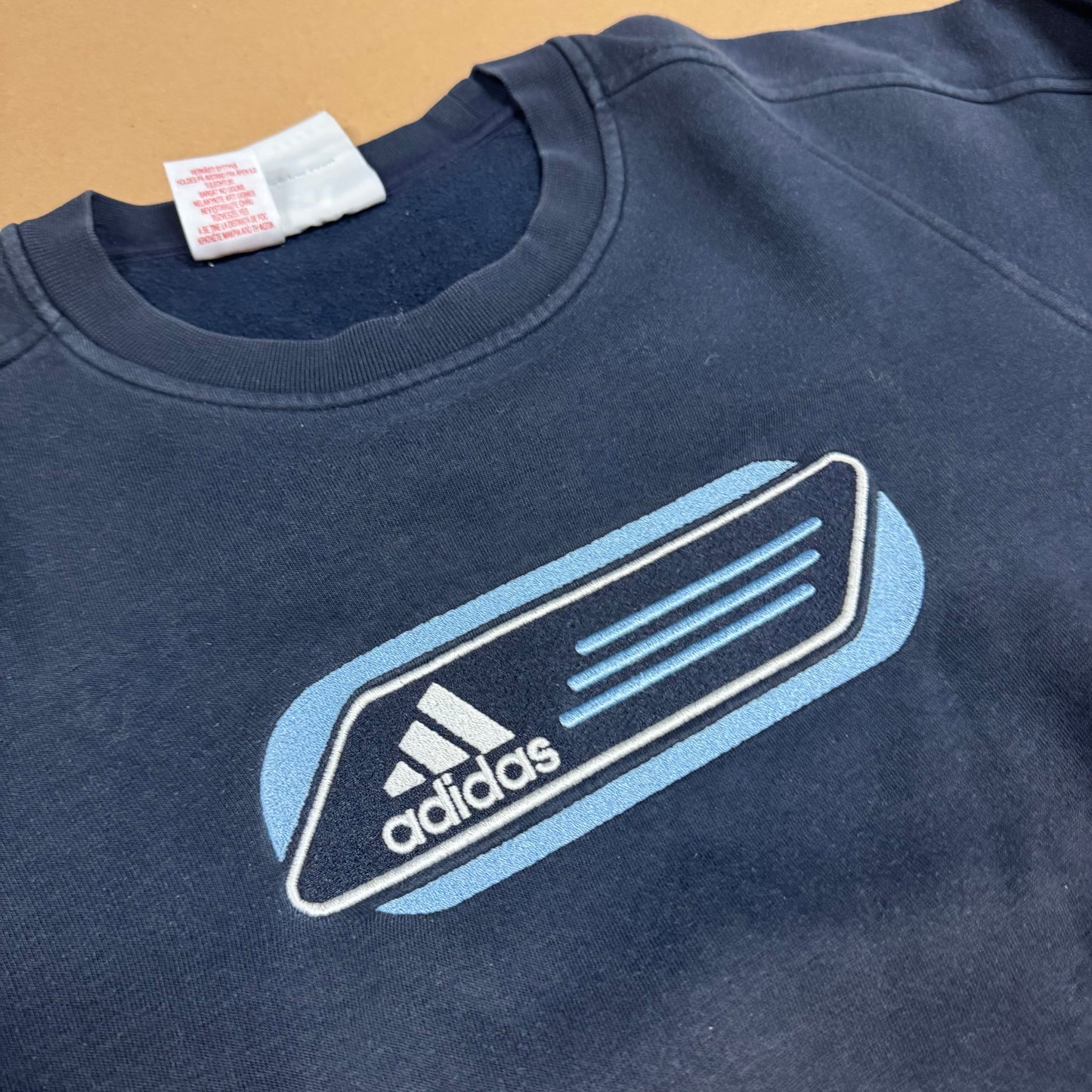 Adidas 00s streetwear blue sweatshirt