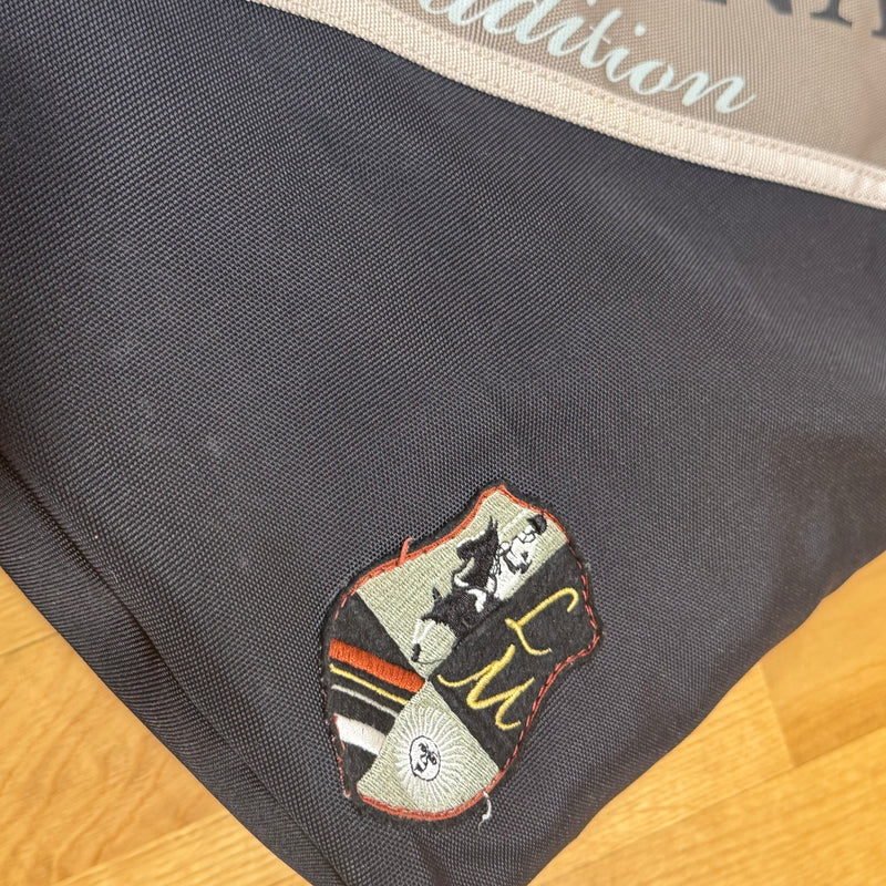 Detailansicht: Sourced limited accessories and clothes La Martina Saddlery black handbag – Logo, Nähte oder Material