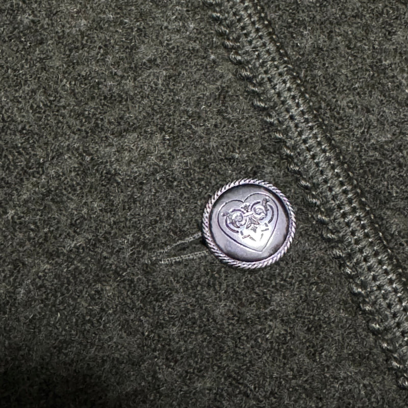 Detailansicht: Sourced limited accessories and clothes Kitz Pichlar Austria green wool coat – Logo, Nähte oder Material