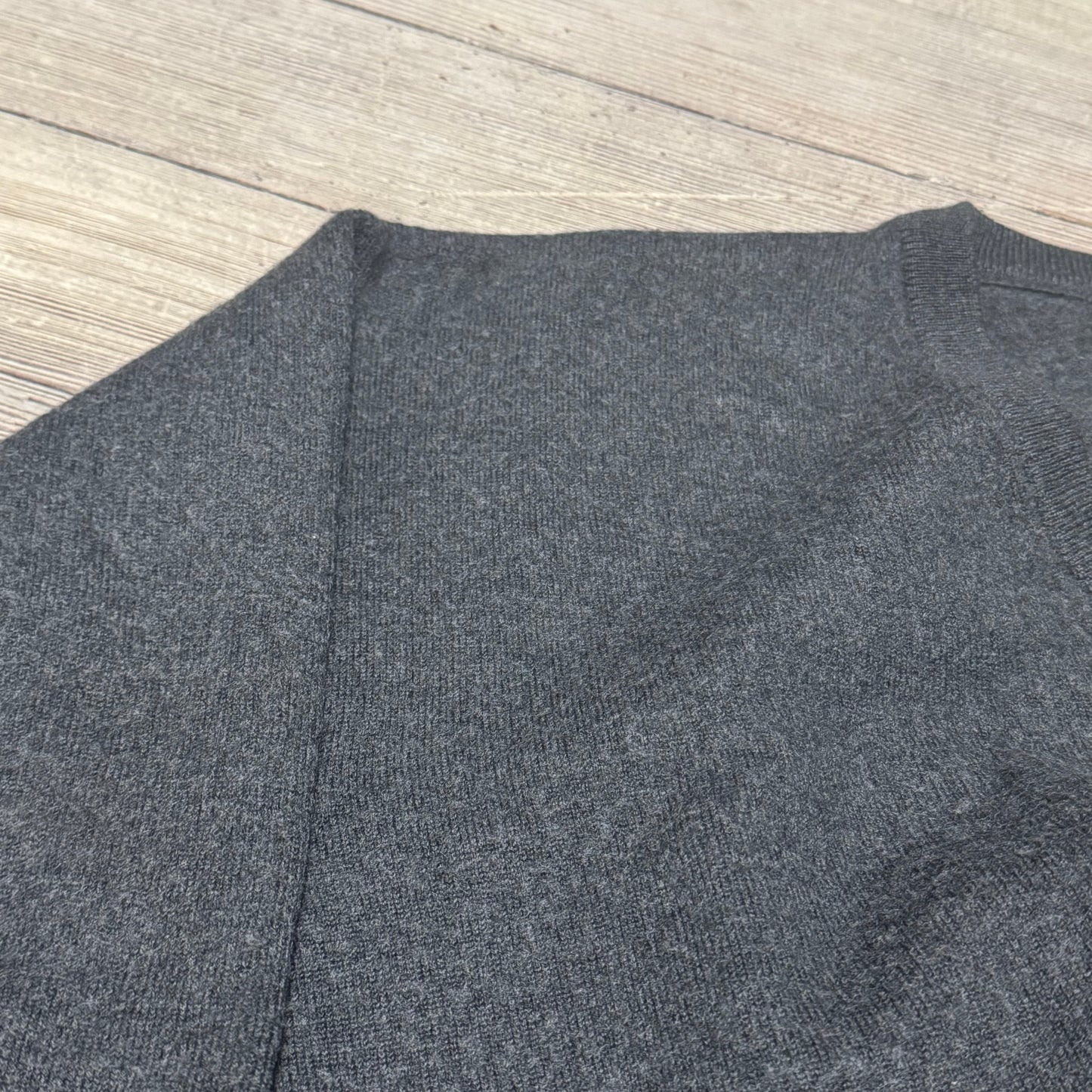 Burberry London vintage grey wool sweatshirt