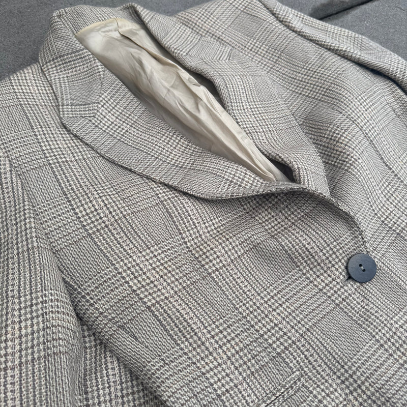 Detailansicht: Sourced limited accessories and clothes Burberry’s of London women blazer set – Logo, Nähte oder Material