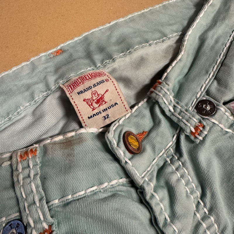 Detailansicht: Sourced limited accessories and clothes True Religion turquoise vintage pants – Logo, Nähte oder Material